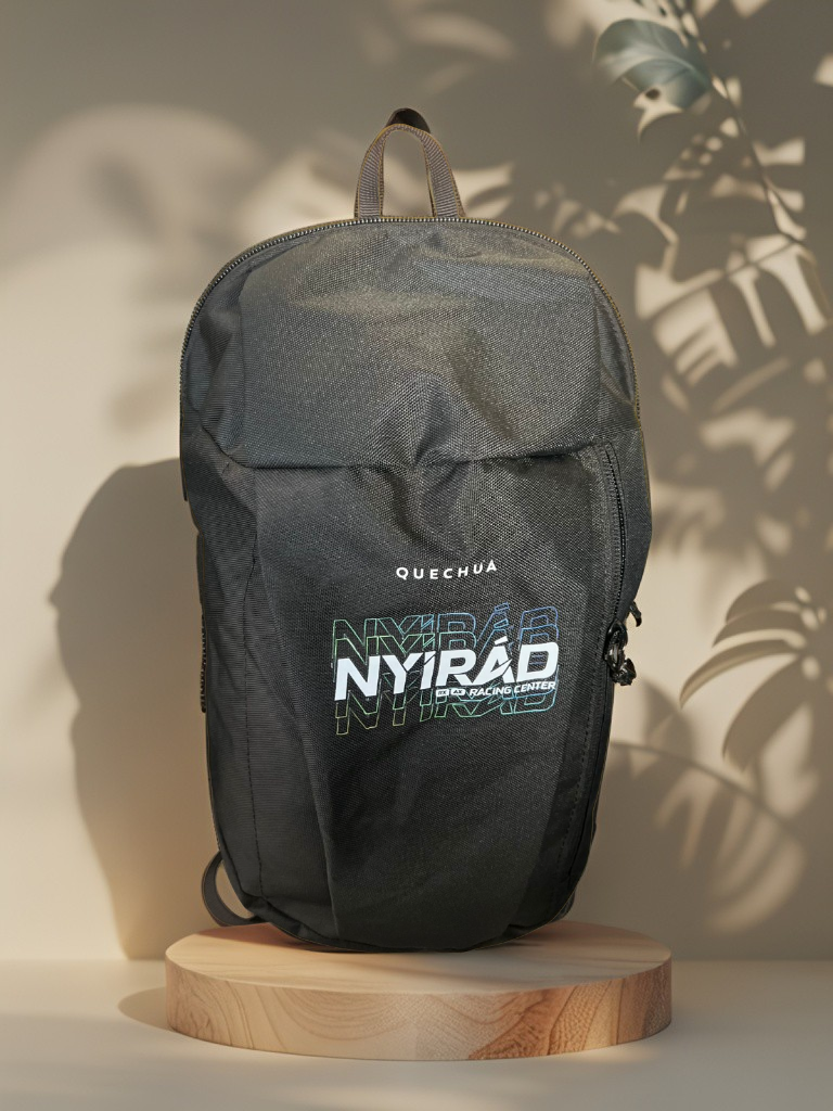 Nyirád logós Quechua hátizsák